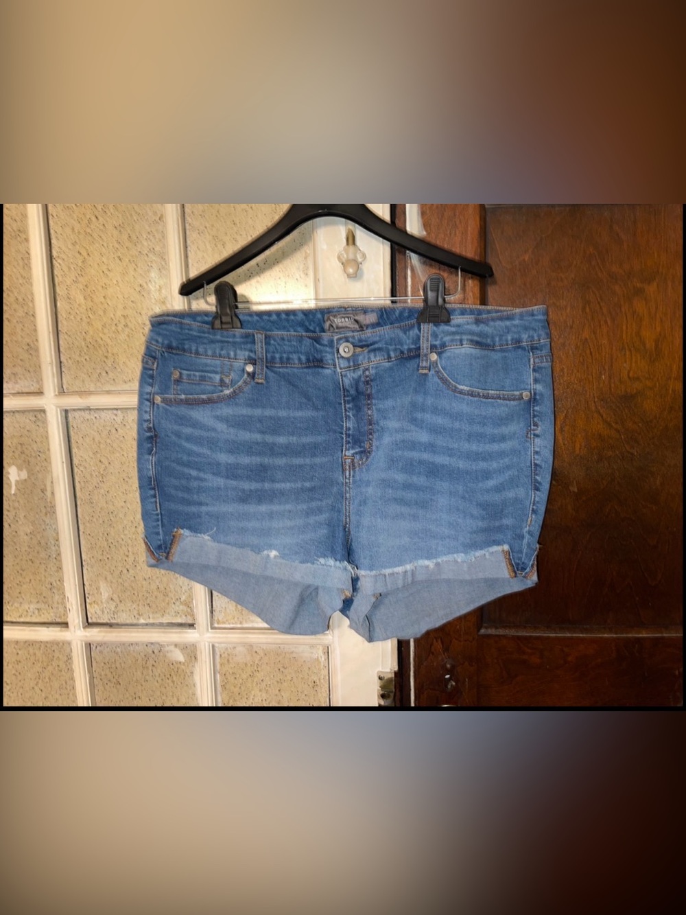 Women’s Blue Denim Rolled-Hem Shorts - Size 20